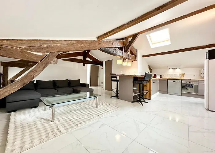 Les Remparts De Pitrac - Au Coeur De L'hyper Centre *